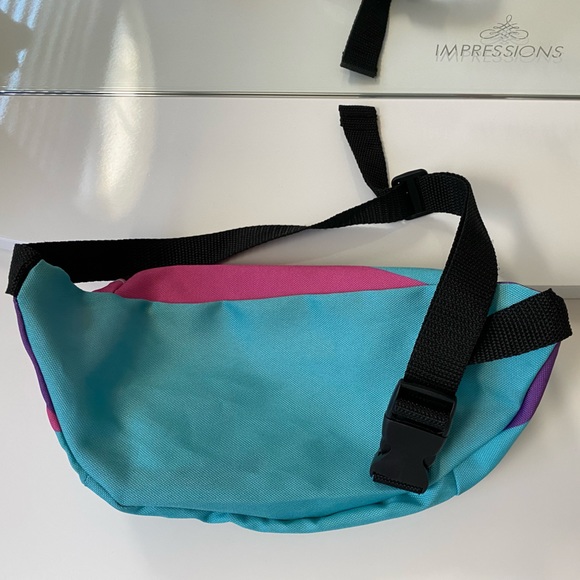 90s Retro Disneyland bag - Picture 2 of 2